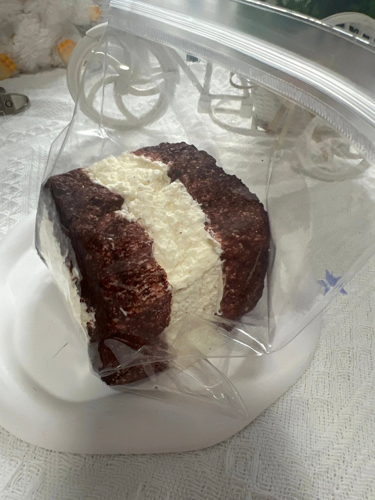 3 Layers Black & White Toast