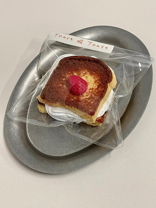 2 Layers Strawberry Cream Toast